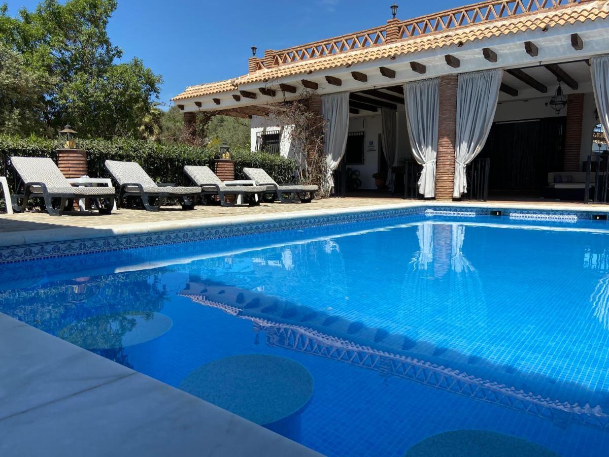 Villa Zahar Периана Экстерьер фото