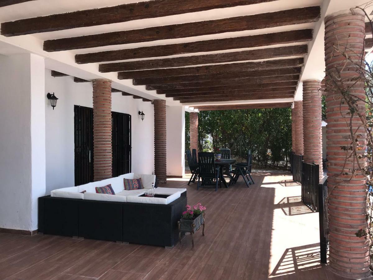 Villa Zahar Периана Экстерьер фото